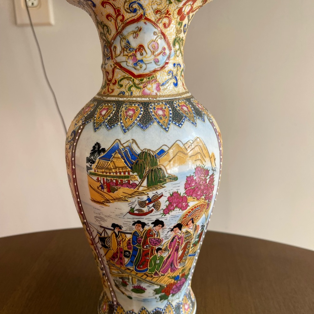 Chinese artisan vase
